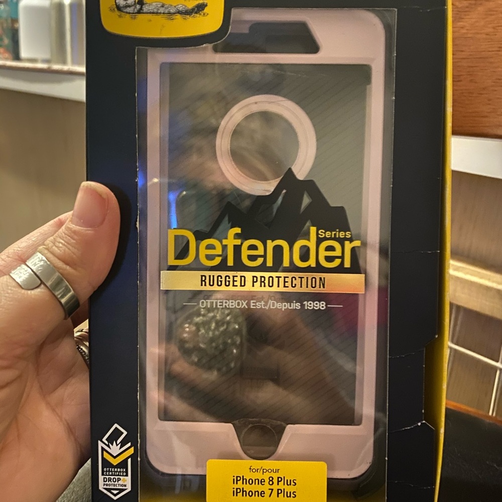 Otterbox Defender case w/ holster IPhone 7/8 plus